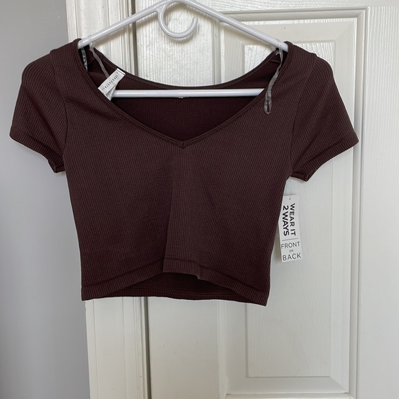 Brown Aeropostale cropped t shirt - Picture 1 of 2